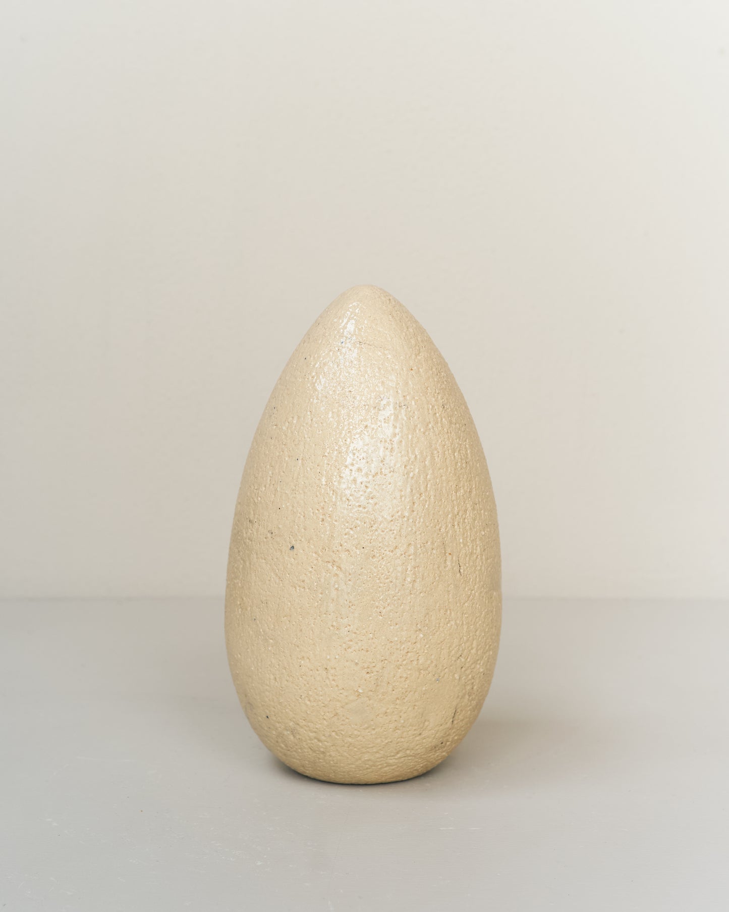 Ceramic | Egg sculpture L #2609