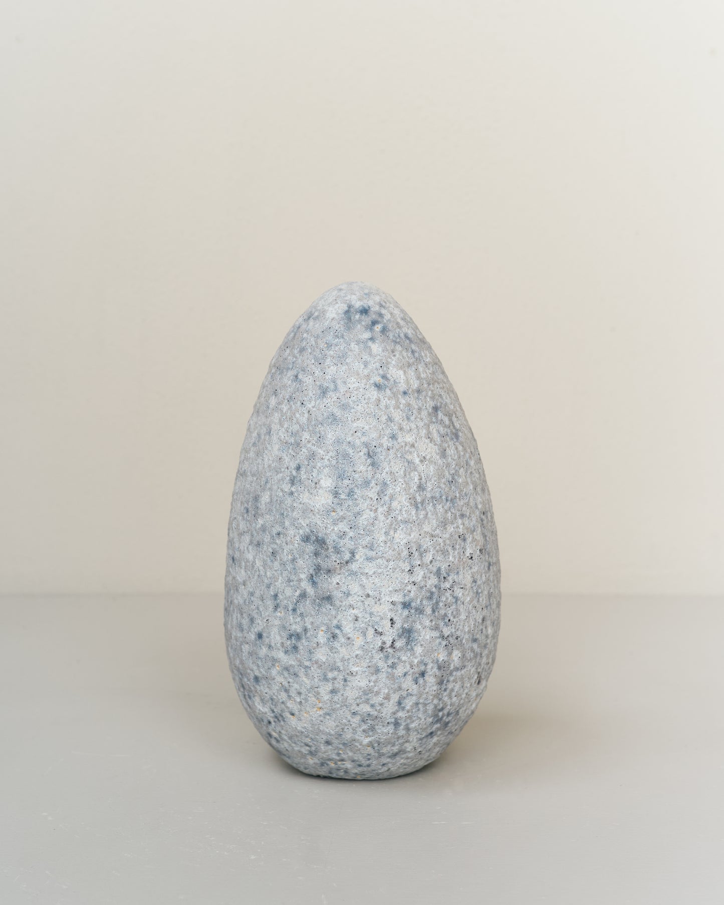 Ceramic | Egg sculpture L #2610